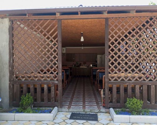 Arins Park гостевой дом в Гагре: что известно на самом деле