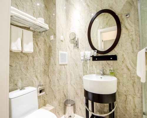 SPA-Hotel Grace Aqua Villa в Сухуме — у моря, с бассейном и SPA