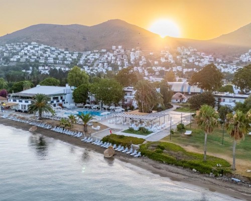 Ladonia Hotels Luna Beach Resort 3* в Бодруме