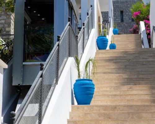 Holiday Inn Resort Bodrum 5* — отель на первой линии в Бодруме