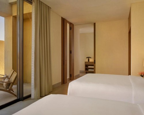 The Ritz-Carlton Ras Al Khaimah, Al Wadi Desert: отдых в пустыне