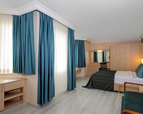 Sealight Family Club 4* — семейный отель в Кушадасы