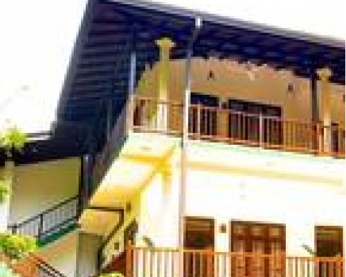 Hiru Resort Inn Unawatuna — отель 2* в Унаватуне