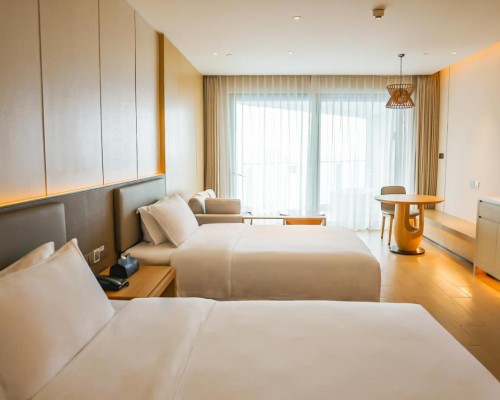 Tiancheng Central Coast Seaview Hotel Sanya 5* — Хайнань, бухта Саньявань