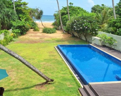 Galle Beach Villa 3* — Хиккадува, Шри-Ланка