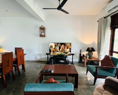 Galle Beach Villa 3* — Хиккадува, Шри-Ланка
