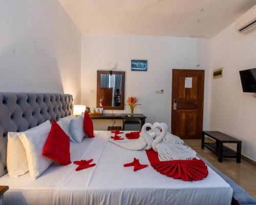 Rock Fort Beach Resort & Spa 3* — Унаватуна, Шри-Ланка