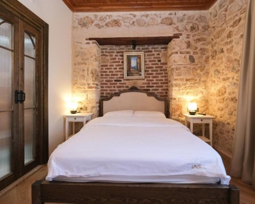 Saye Konak Hotel, Анталья — небольшой отель в Калеичи