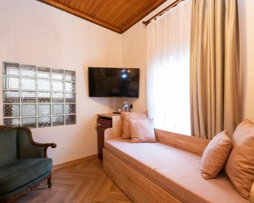 Saye Konak Hotel, Анталья — небольшой отель в Калеичи