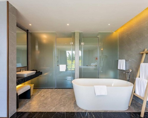 Holiday Inn Hainan Xiangshui Bay 5* — отель на первой линии