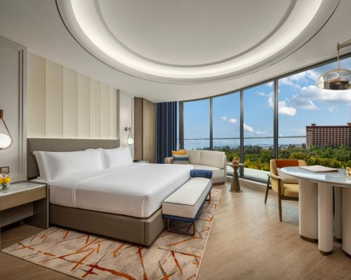 Voco Sanya Bay 5* — отель на первой линии в бухте Саньявань