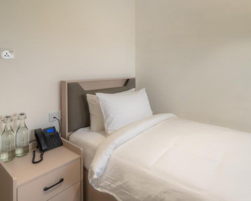 Nest by Hawks Hotels Kamadhoo, Баа Атолл — честный обзор