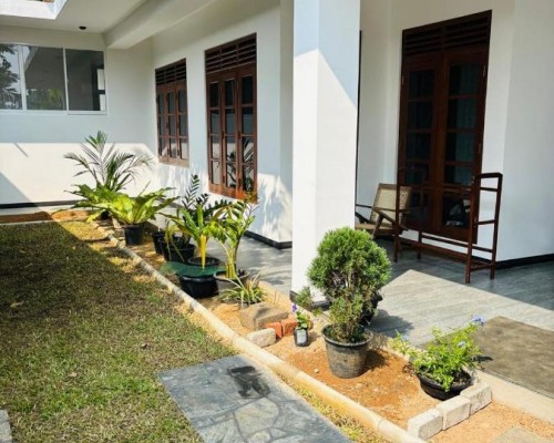 Hilltop Serenity Hikkaduwa — отель 2* в Хиккадуве