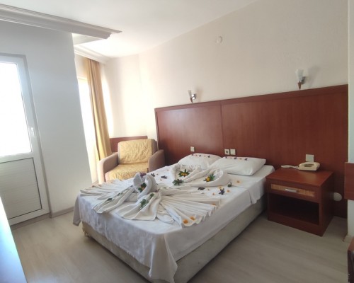 Oscar Hotel 3* в Мармарисе: бюджетный пляжный отдых на первой линии