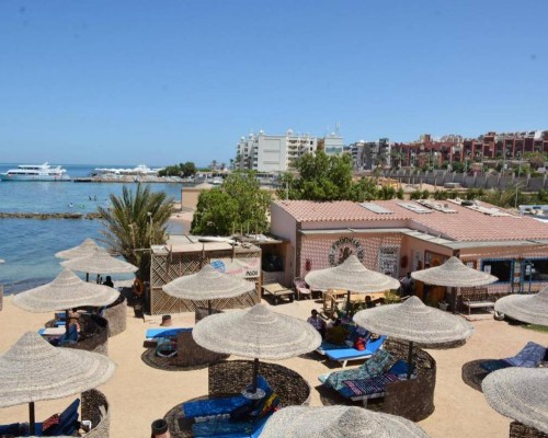 La Casa Beach 3* — бюджетный отель на первой линии в Хургаде