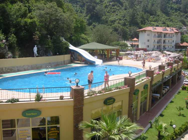 Mirage Hotel & Apart 4*
