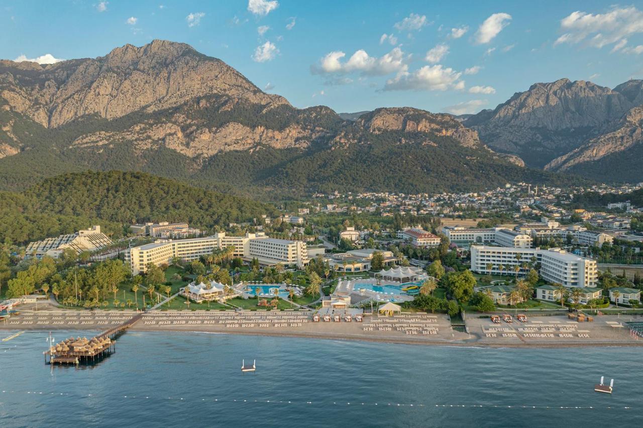 Mirage Park Resort 5*