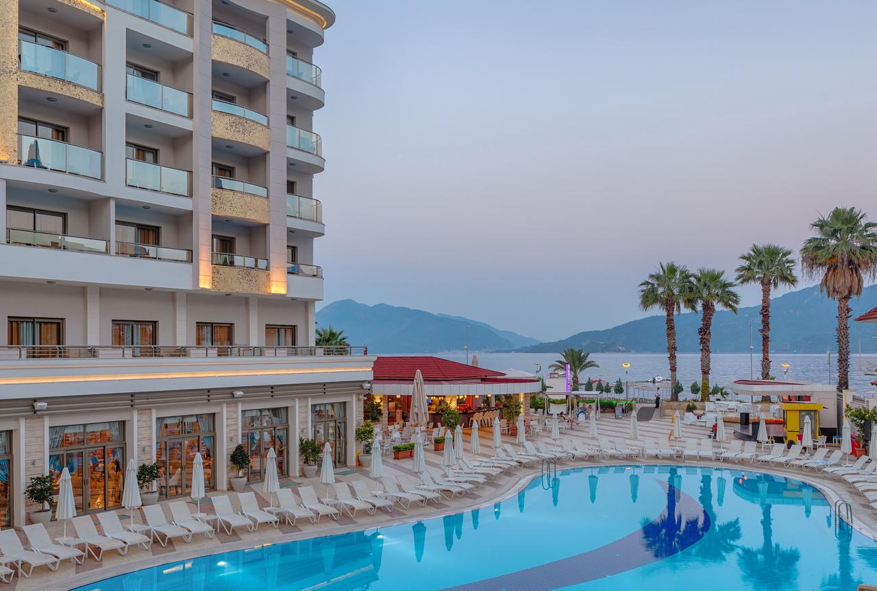 Golden Rock Beach 5*