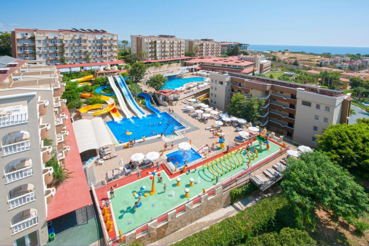 Club Paradiso 5*