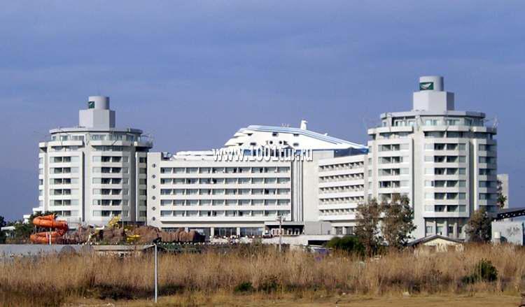 Lares Park Hotel 5*