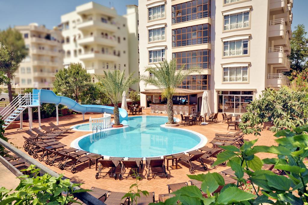 Bella Bravo Hotel 3*