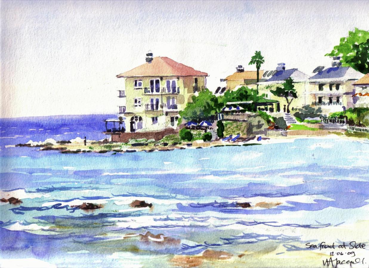 Beach House Hotel 