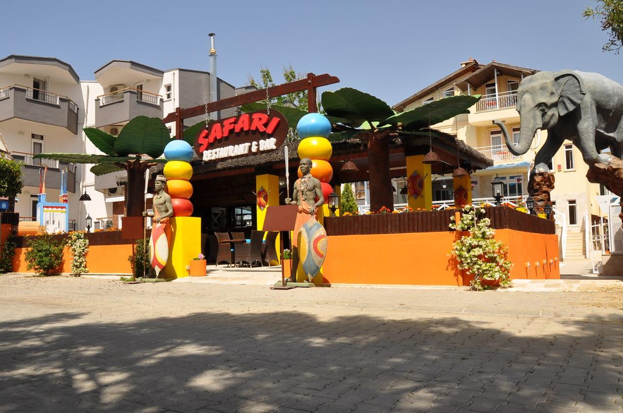 Safari Suit Hotel