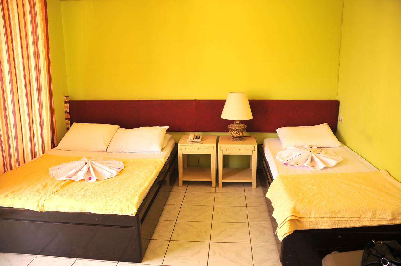 Sun Kiss Hotel