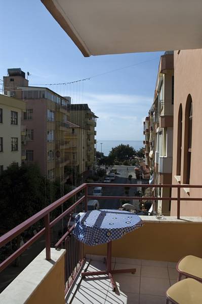 Huzuray Otel  1*