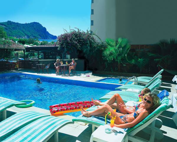 Aroma Hotel  3*