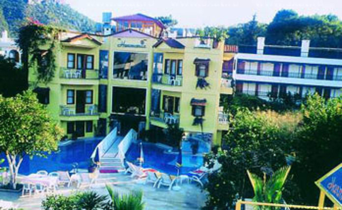 Harmonia Hotel 3*