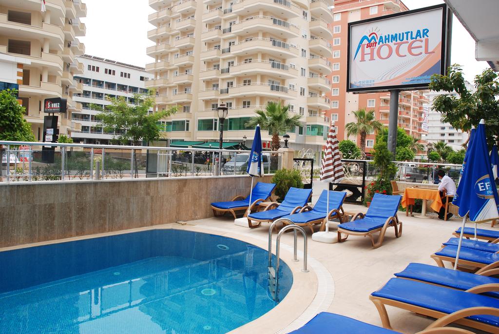 Mahmutlar Suit Hotel