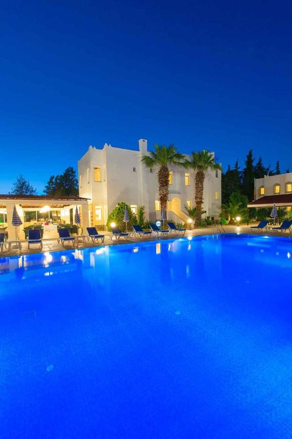 Kassandra Hotel