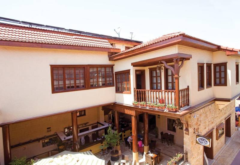 Otantik Hotel