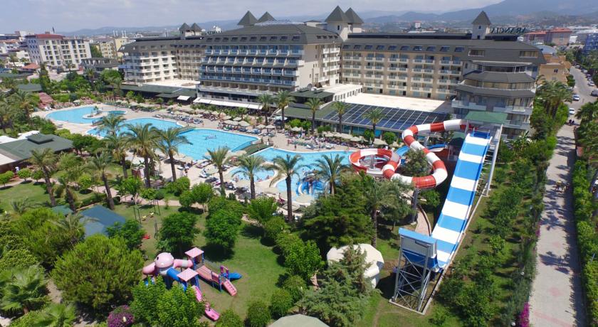 MC Arancia Resort Hotel 5*