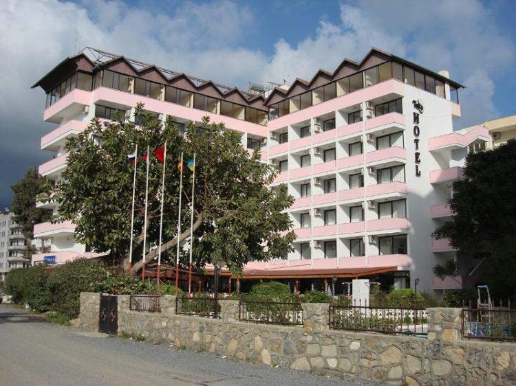 Bohemya 3*