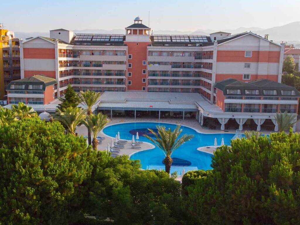 Insula Resort & Spa 5*