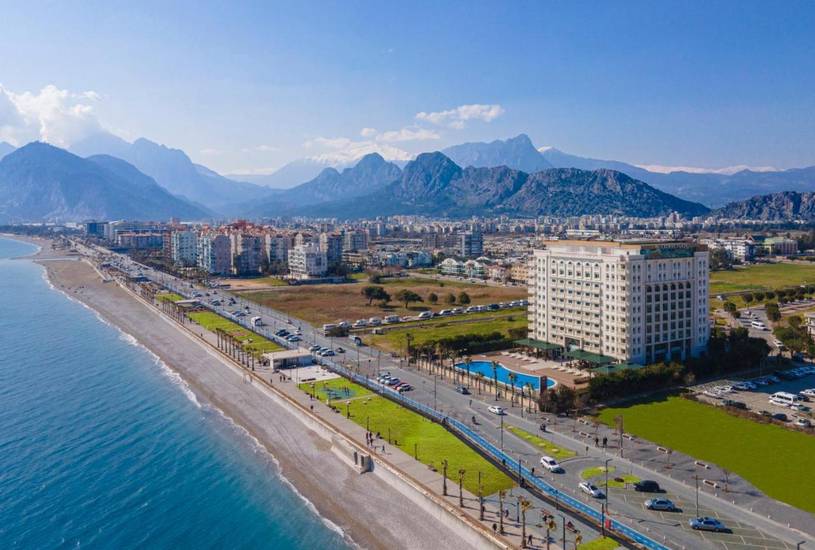 Crowne Plaza Antalya 5*