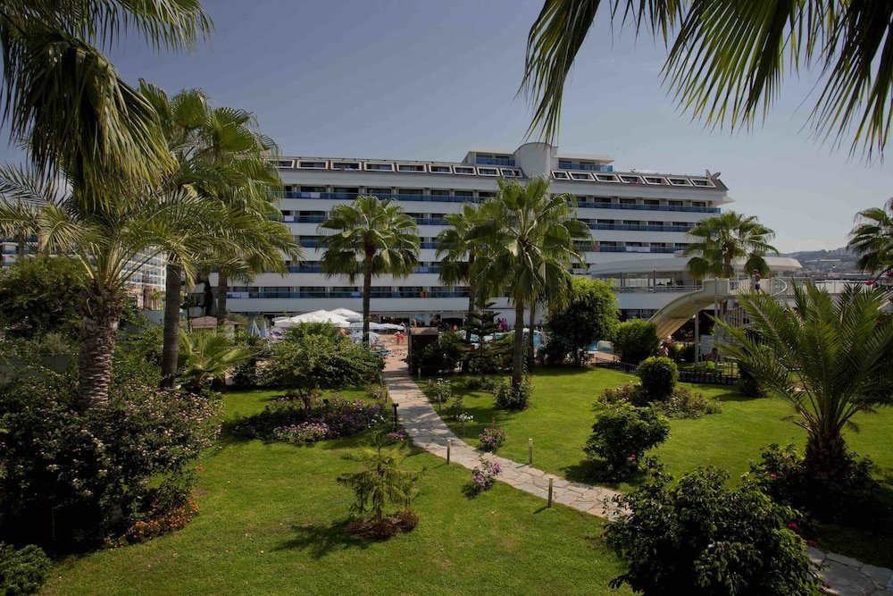 Drita Hotel Resort & Spa 5*