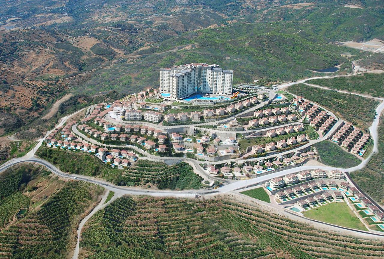GoldCity Hotel 5*