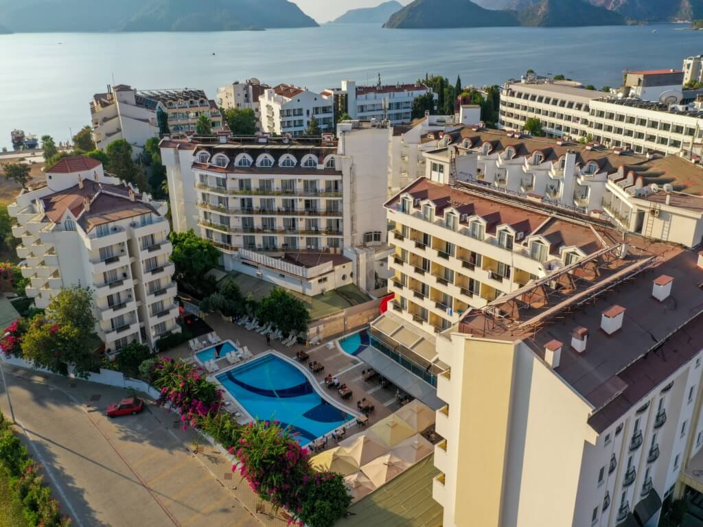 Prestige Hotel & Apart 3*