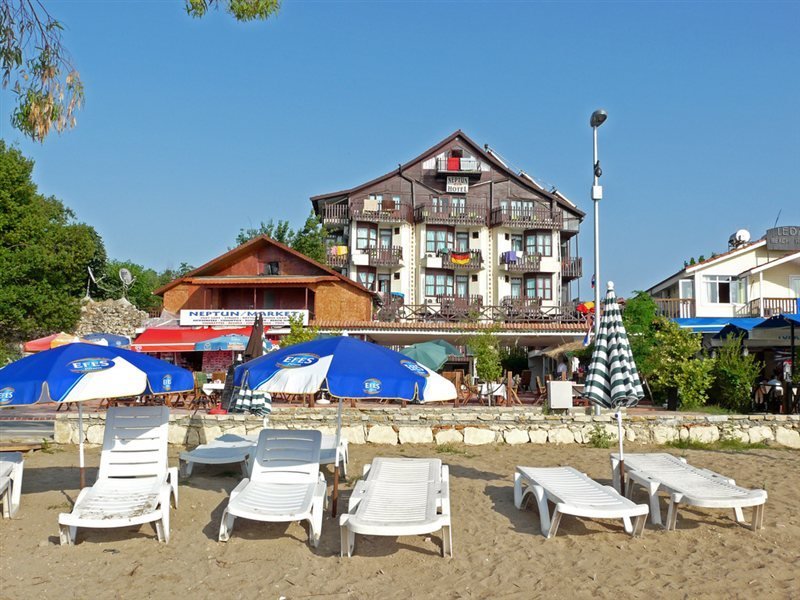 Neptun 3*