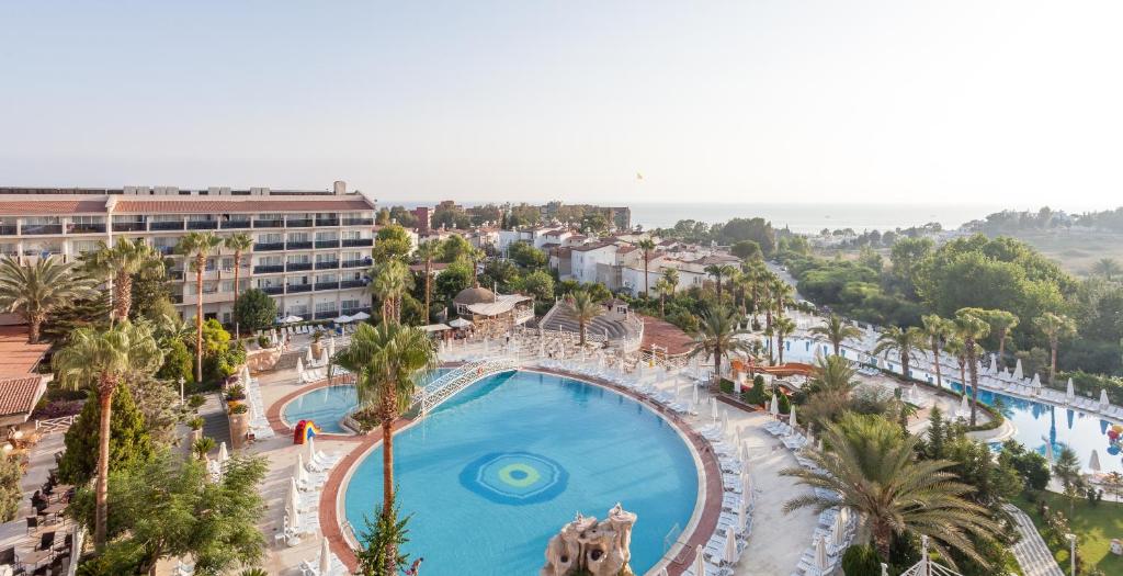 Seaden Corolla Hotel 4*