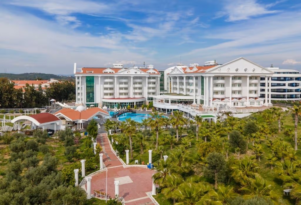 Roma Beach Resort & Spa 5*