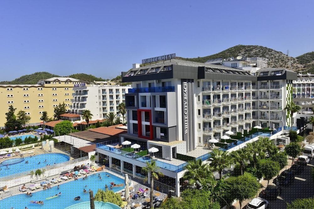 White City Beach 4*