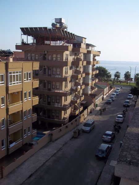 Alis Hotel 3*