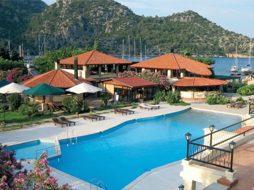 Alarga Sail Boutique Hotel &amp Yacht Club 5*