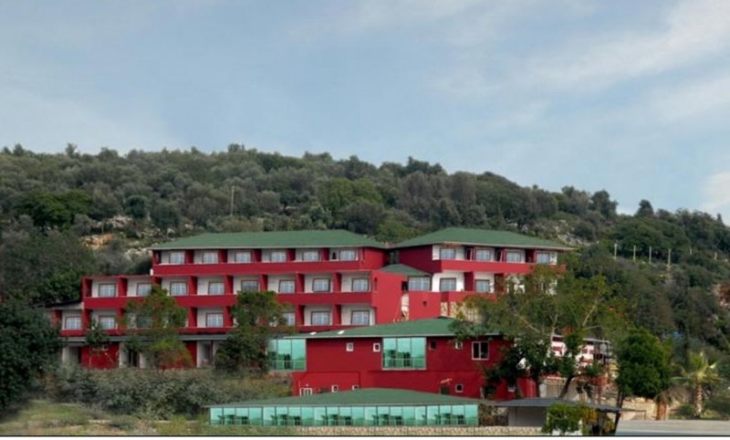 White Inn Hotel  3*