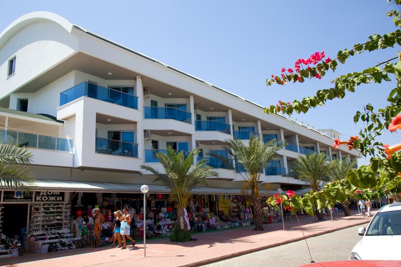 Opia Boutique Hotel 3*