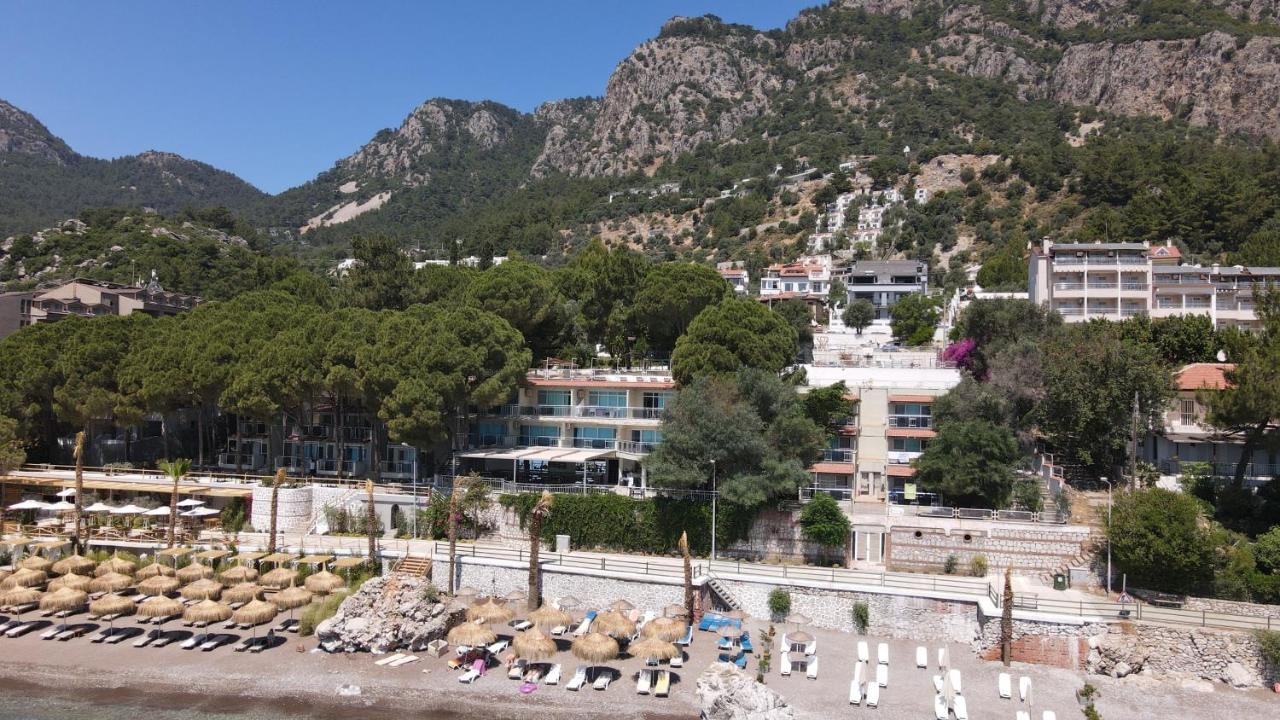 Pine Beach Boutique Hotel 3*